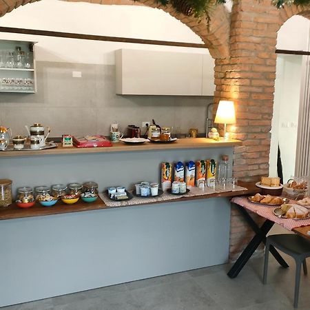 Bed and Breakfast La Torre Di Longara Кальдерара-ди-Рено Экстерьер фото